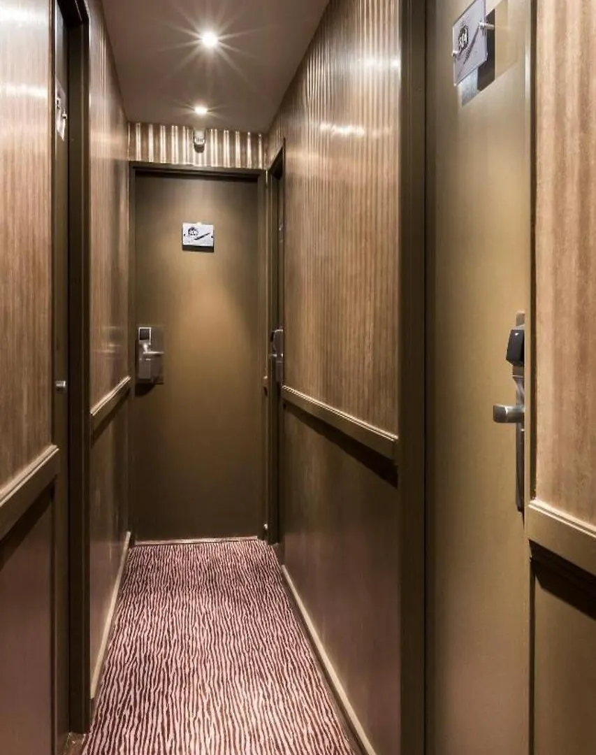 Hotel Elysees Flaubert 3*