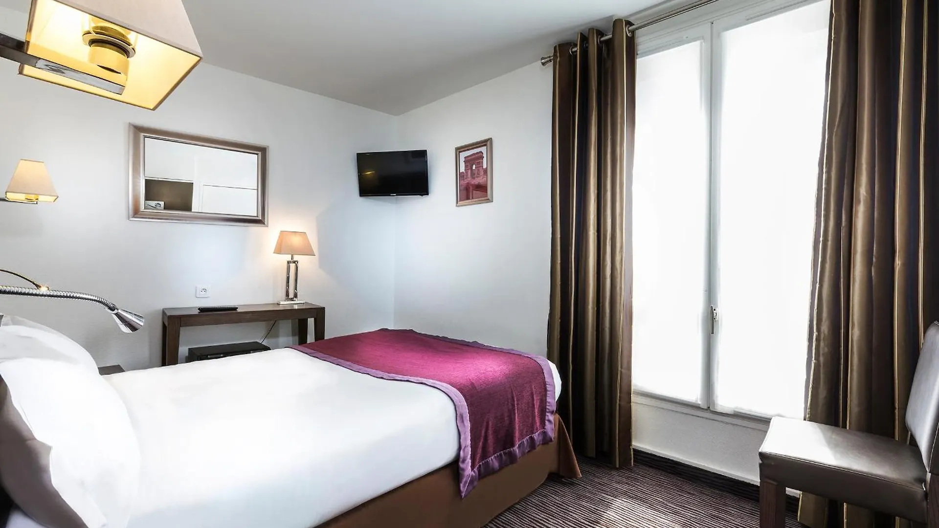 Hotel Elysees Flaubert 3*